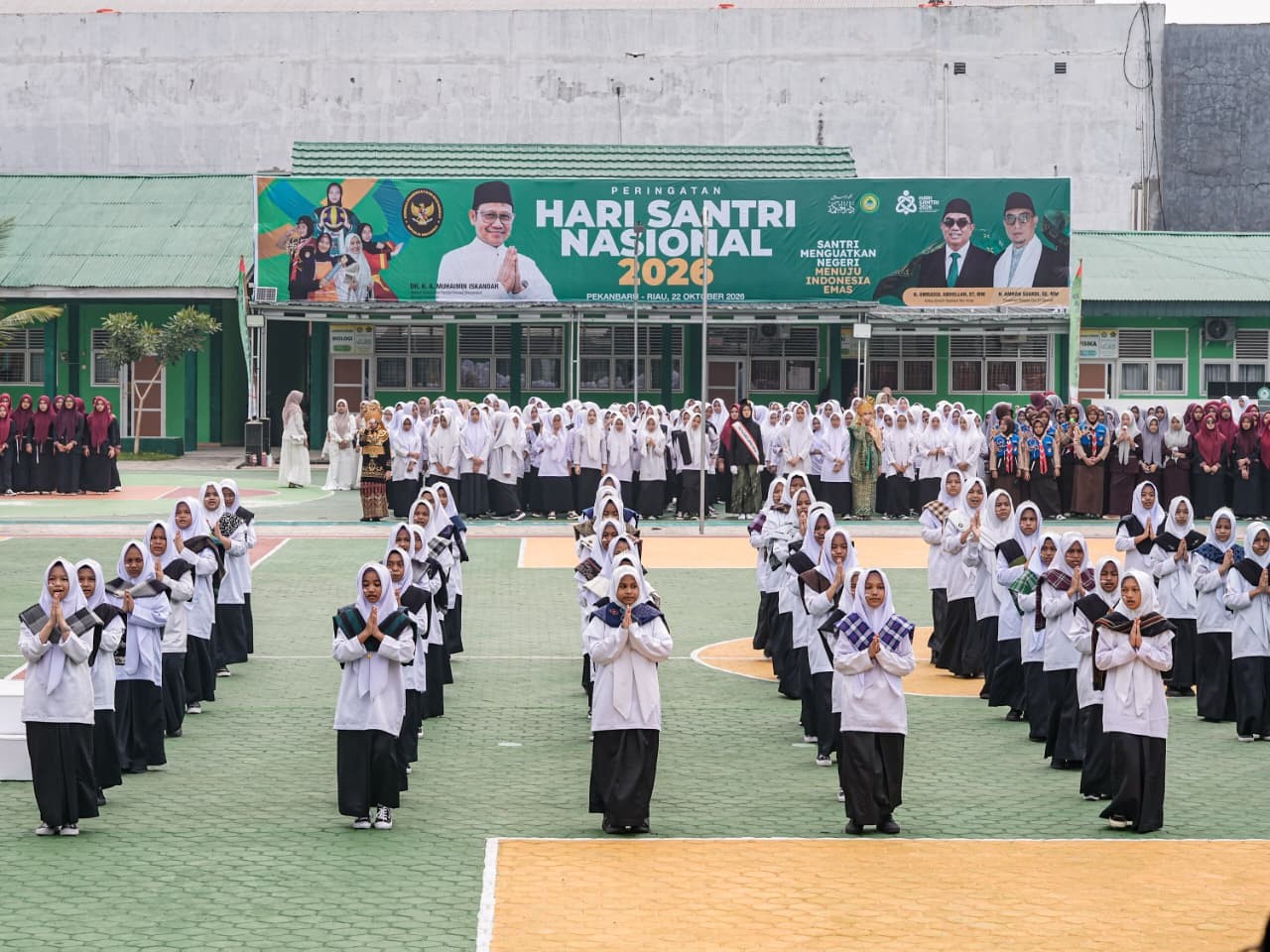 Menko Muhaimin Hadiri Hari Santri Nasional 2026 di Pekanbaru