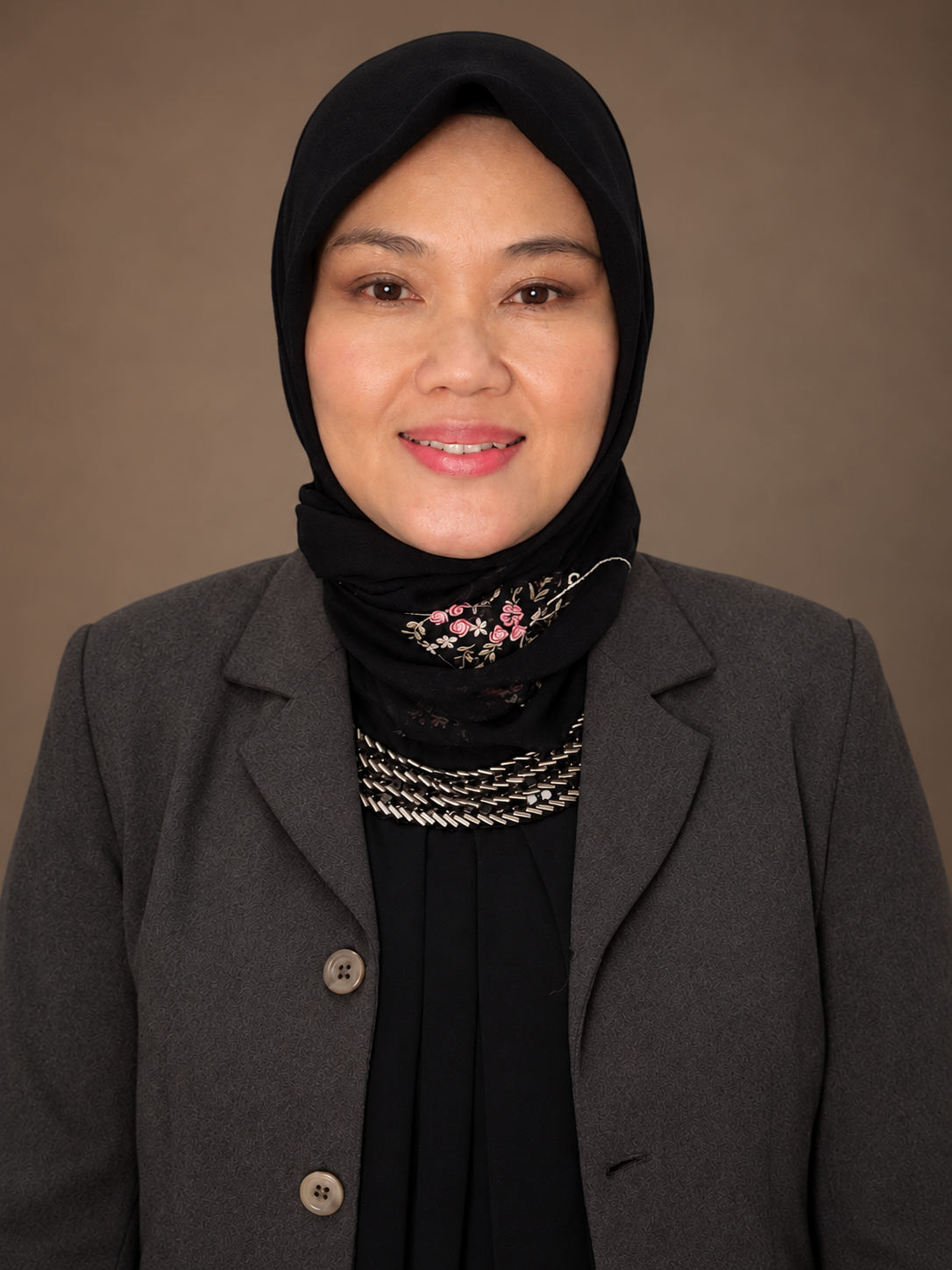 Dr. Suwatin, S.Sos, MA
